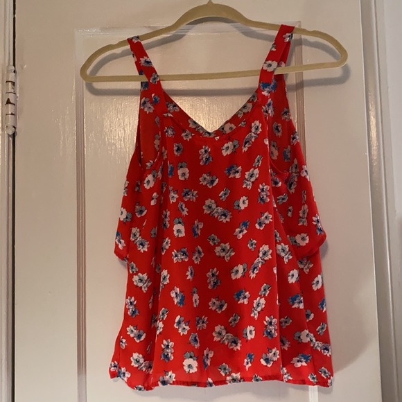 Red floral tank top with ruffle and tie - Picture 6 of 9